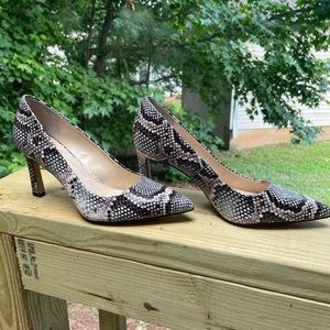Vice Camuto Vince Camuto snake skin pumps Vince Camuto Vince Camuto Vince Camuto